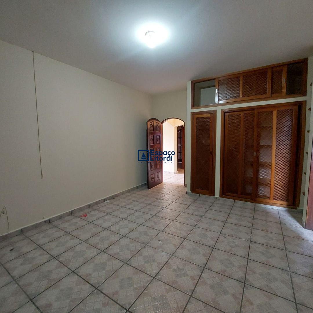 Casa, 3 quartos, 200 m² - Foto 14