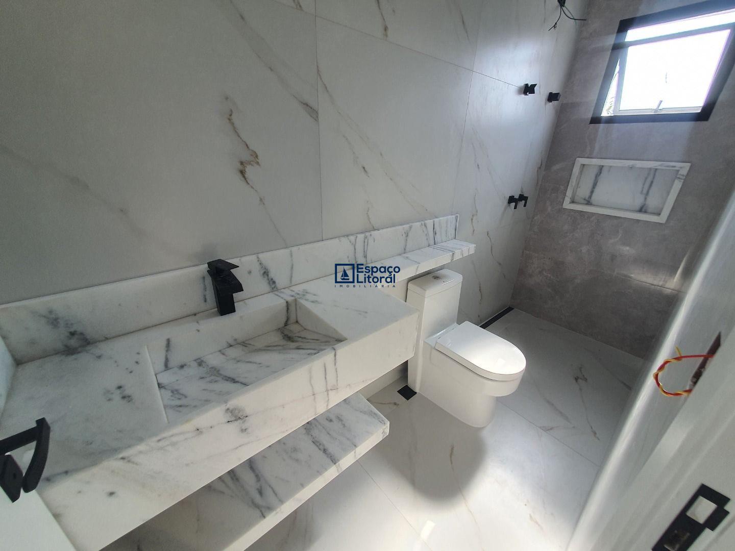 Casa, 4 quartos, 245 m² - Foto 13