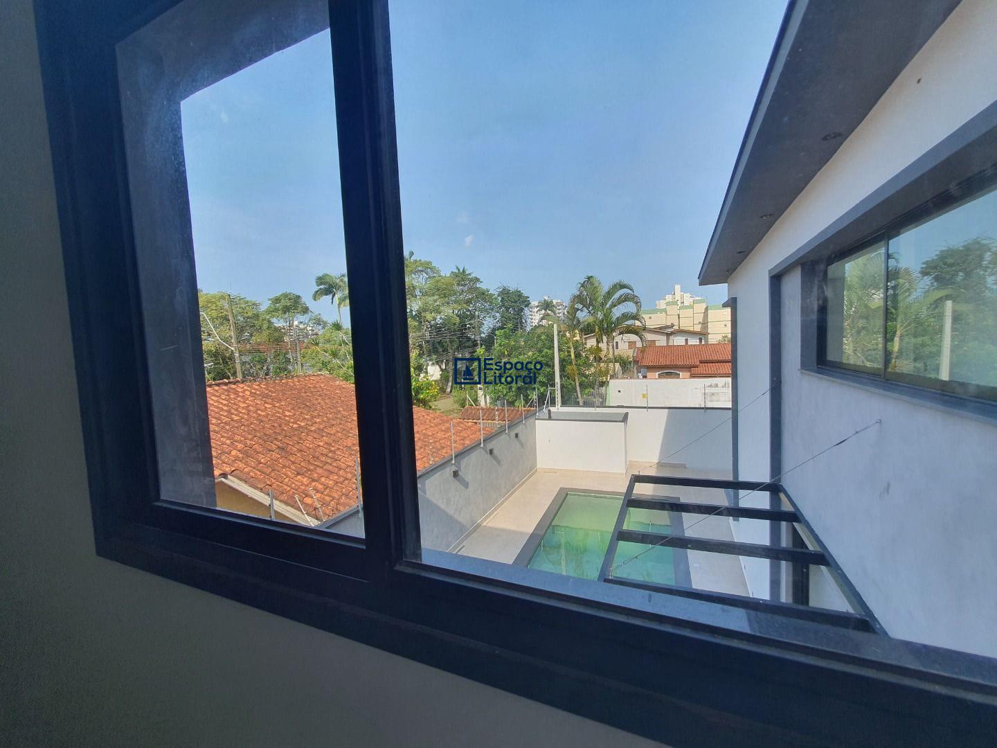 Casa, 4 quartos, 245 m² - Foto 18