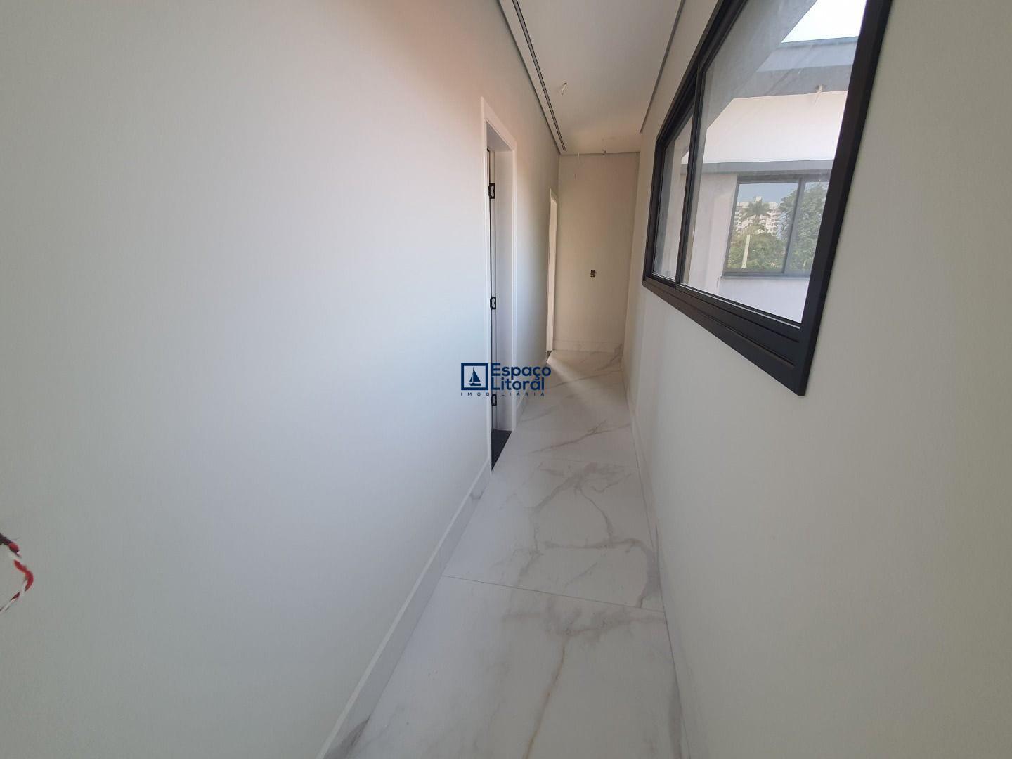 Casa, 4 quartos, 245 m² - Foto 8