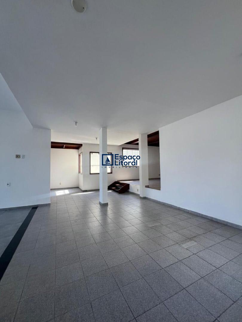 Casa, 4 quartos, 280 m² - Foto 17