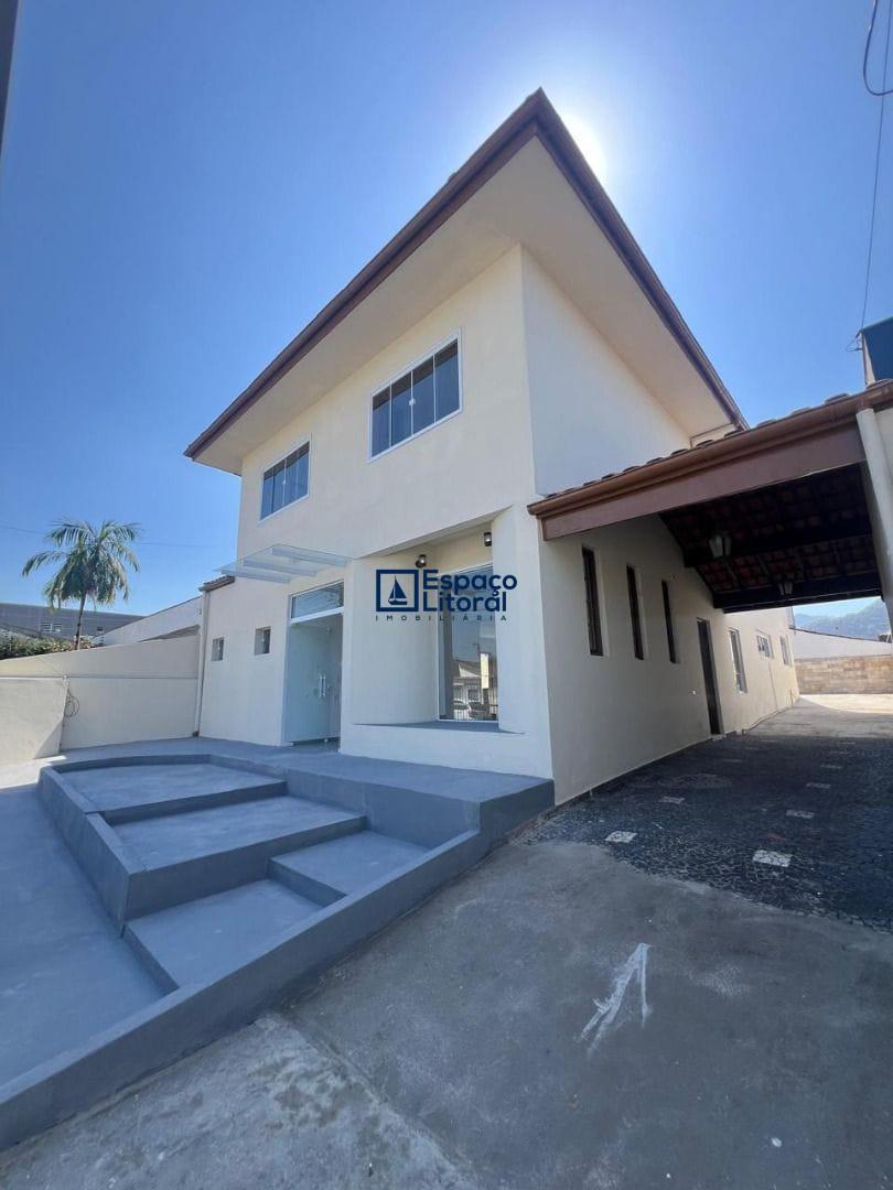 Casa, 4 quartos, 280 m² - Foto 4