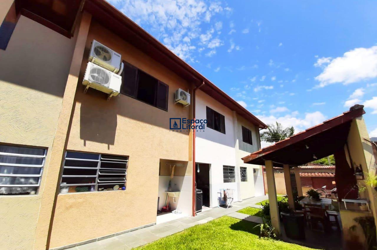 Casa à venda e aluguel com 2 quartos, 109m² - Foto 9