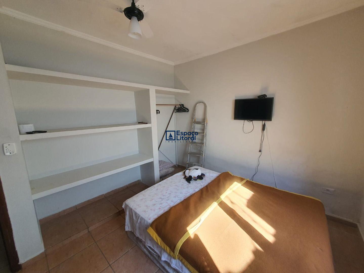 Casa, 5 quartos, 150 m² - Foto 1