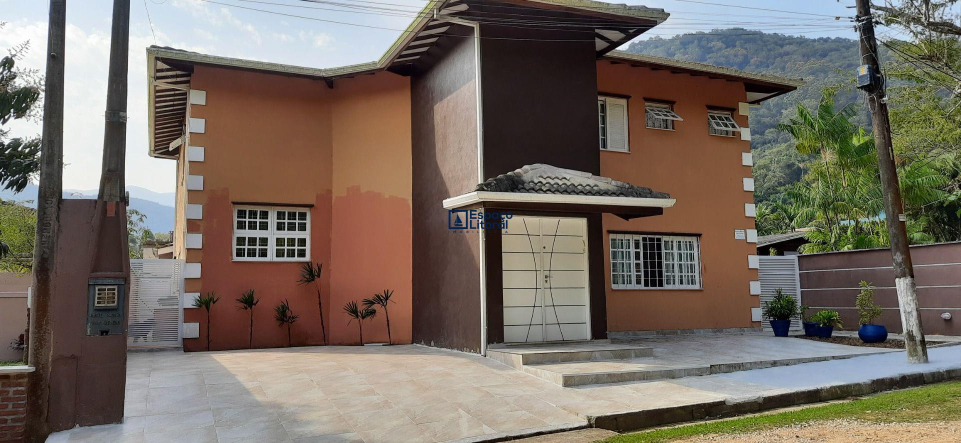 Casa, 3 quartos, 240 m² - Foto 2