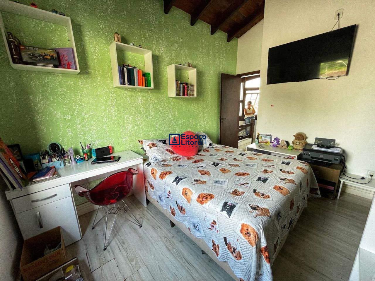 Casa, 3 quartos, 300 m² - Foto 14