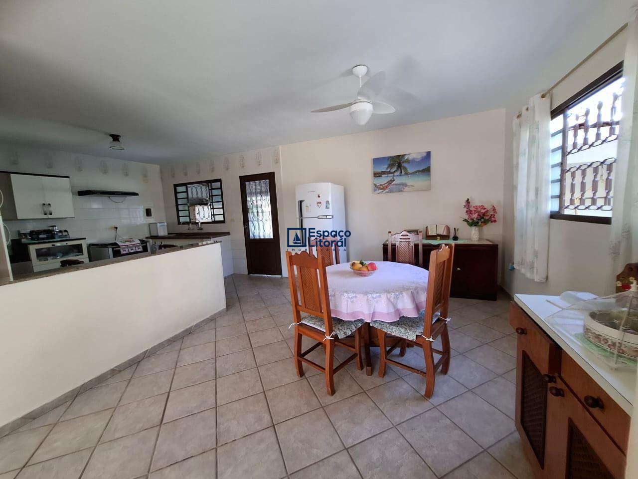 Casa, 3 quartos, 212 m² - Foto 8