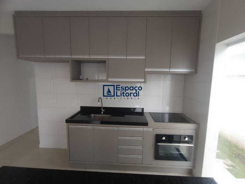 Casa para alugar com 3 quartos, 76m² - Foto 4