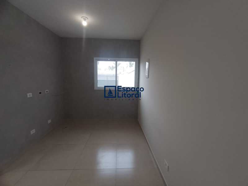 Casa para alugar com 3 quartos, 76m² - Foto 11