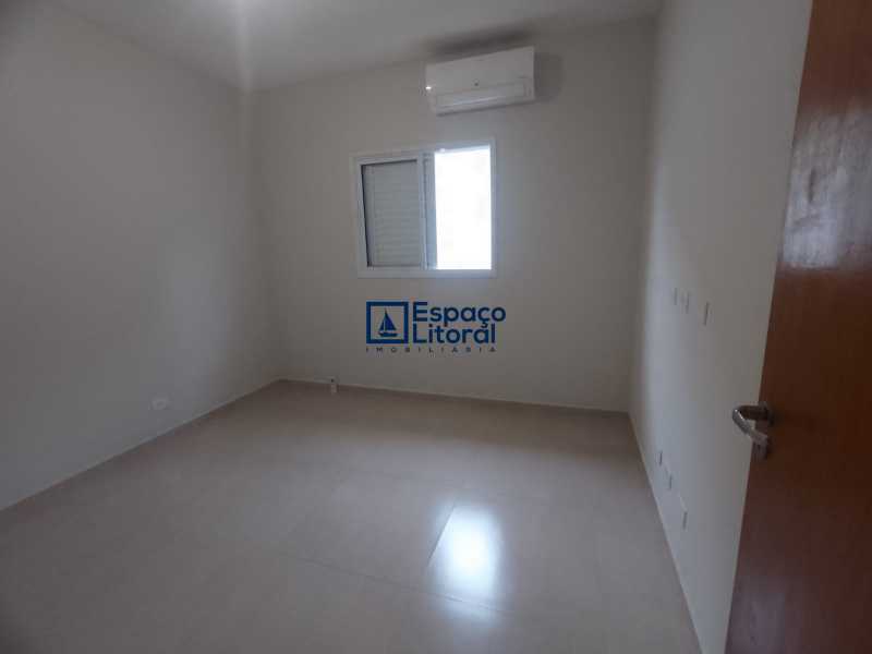 Casa para alugar com 3 quartos, 76m² - Foto 13