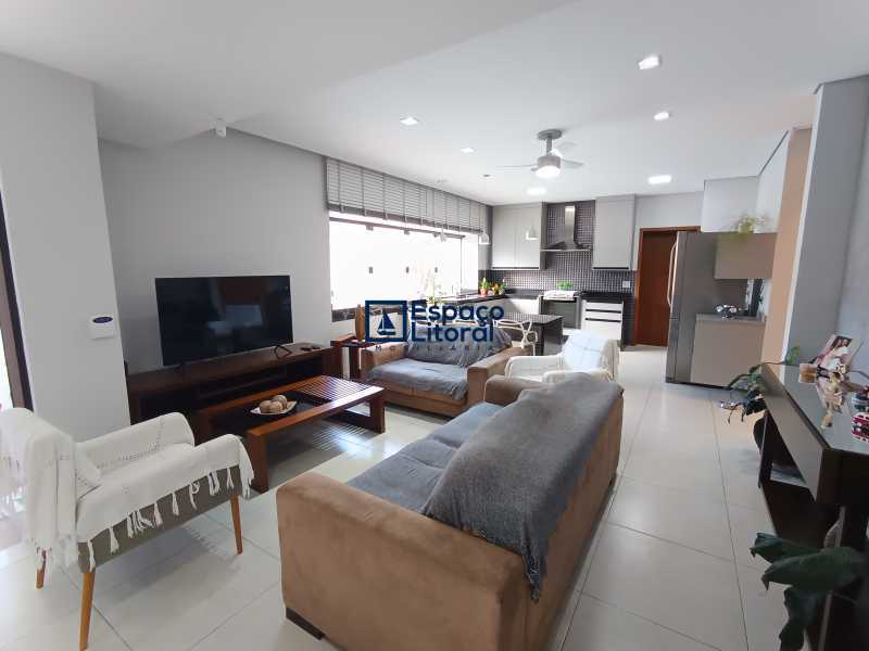 Casa, 4 quartos, 206 m² - Foto 8