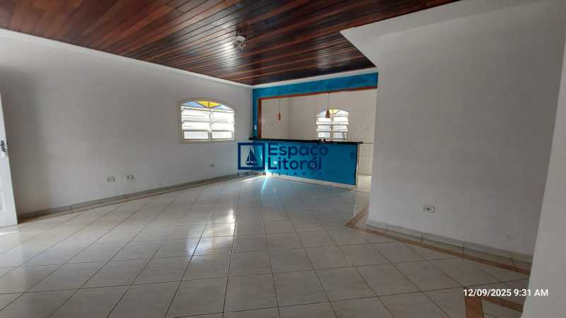 Casa para alugar com 3 quartos, 156m² - Foto 9