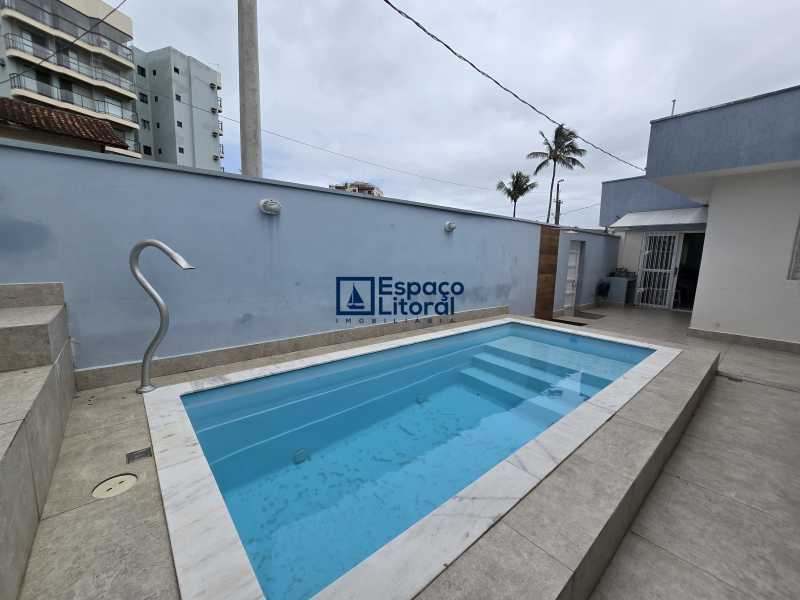 Casa, 5 quartos, 196 m² - Foto 1