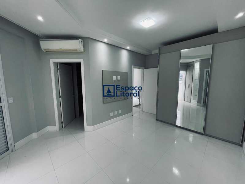 Cobertura, 4 quartos, 236 m² - Foto 6