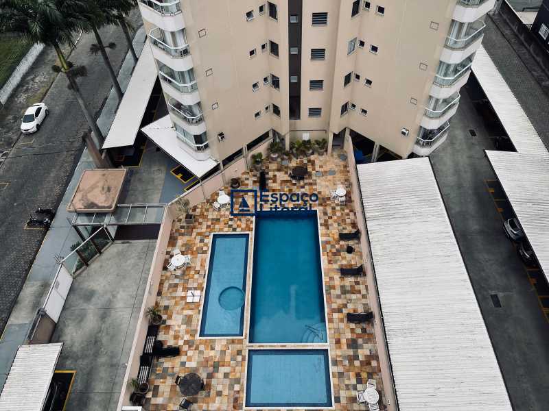 Cobertura, 4 quartos, 236 m² - Foto 1