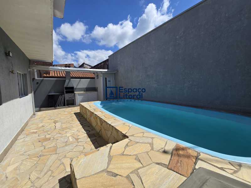 Casa, 8 quartos, 230 m² - Foto 2