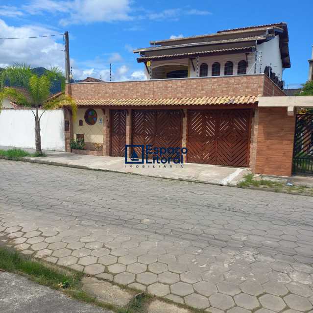 Casa, 4 quartos, 182 m² - Foto 1