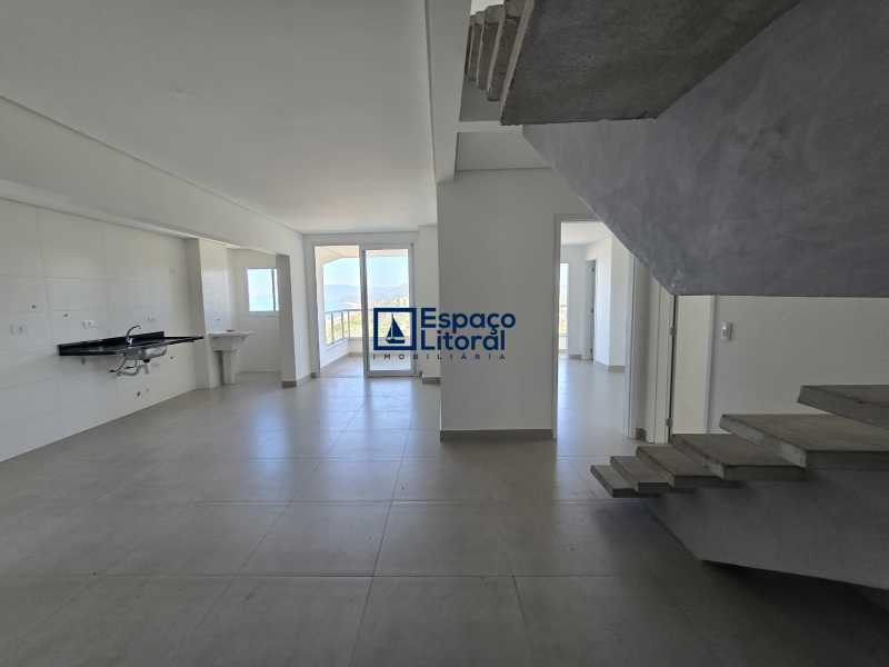 Cobertura, 3 quartos, 154 m² - Foto 4