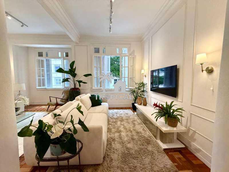 Apartamento, 3 quartos, 140 m² - Foto 1