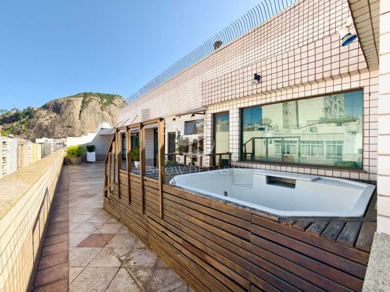 Cobertura, 3 quartos, 230 m² - Foto 2