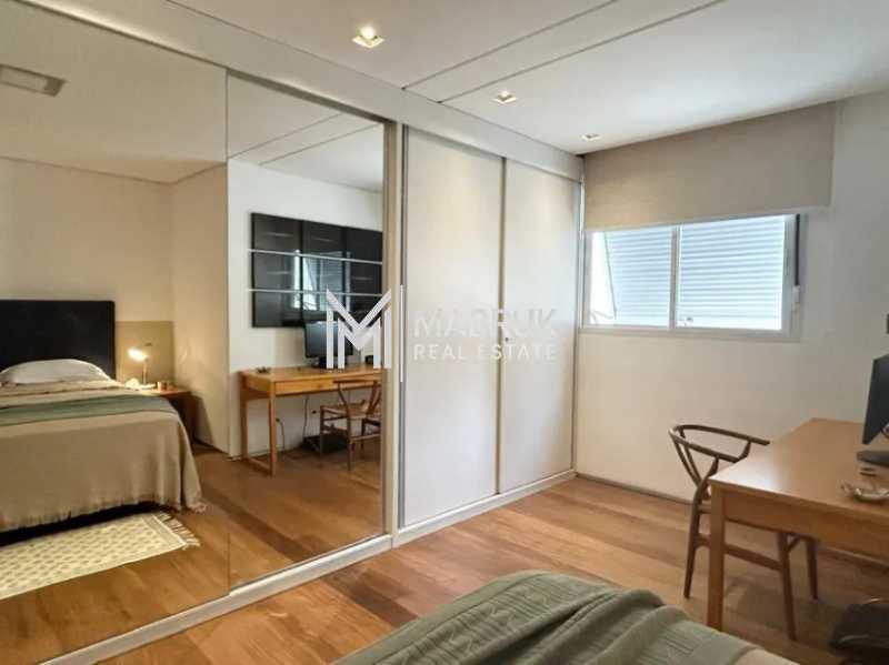 Cobertura à venda com 4 quartos, 331m² - Foto 19