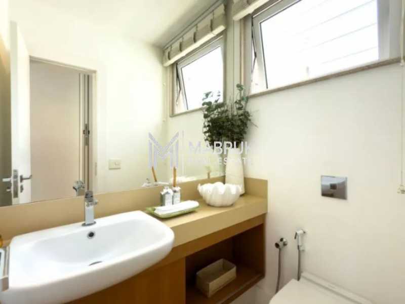 Cobertura à venda com 2 quartos, 318m² - Foto 18
