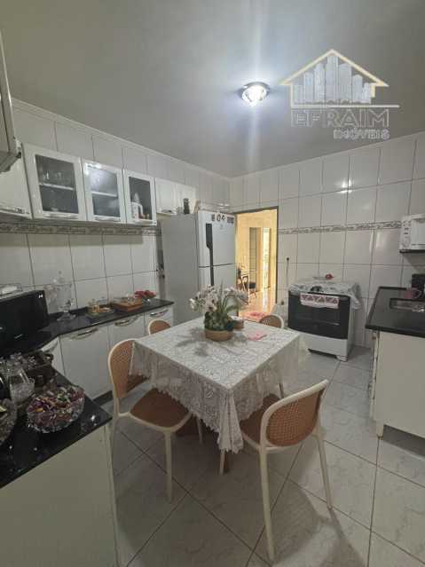 Casa, 3 quartos, 215 m² - Foto 19