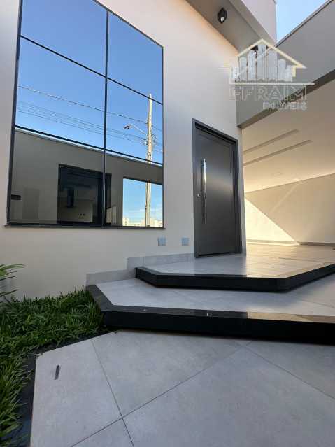 Casa, 3 quartos, 201 m² - Foto 2