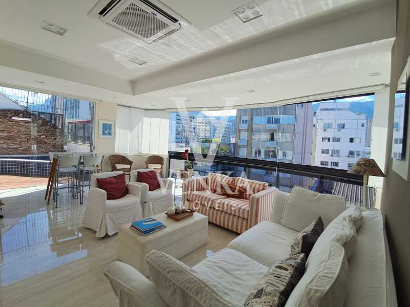 Cobertura, 3 quartos, 190 m² - Foto 4