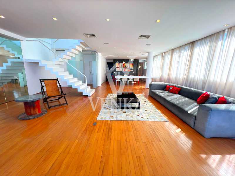 Cobertura, 3 quartos, 239 m² - Foto 15