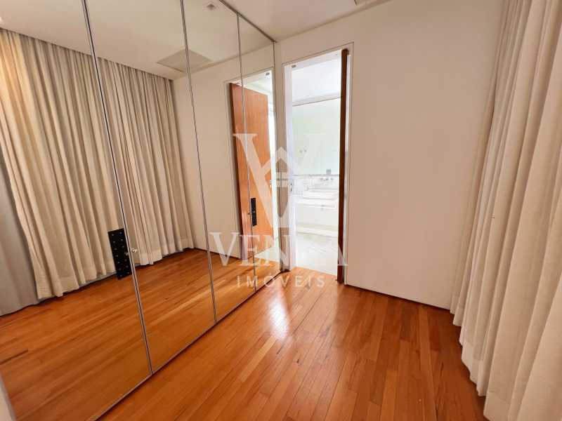 Cobertura, 3 quartos, 239 m² - Foto 26