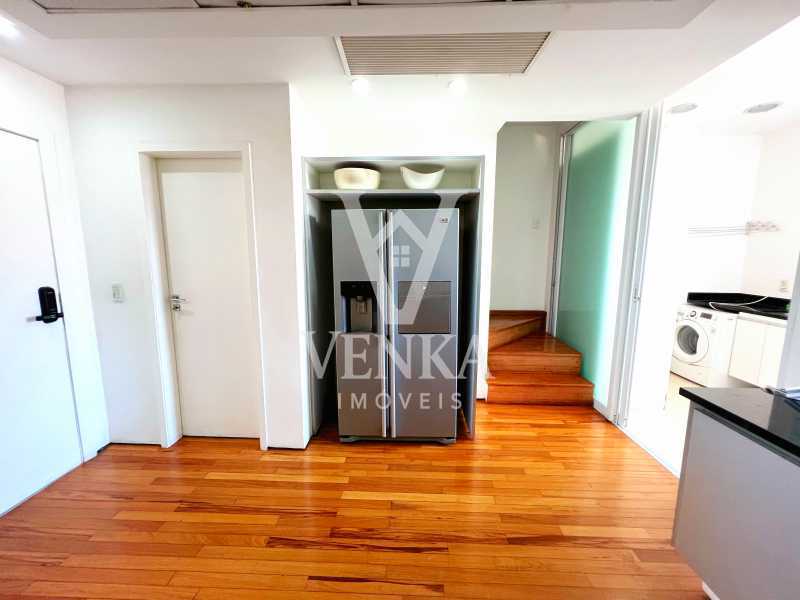 Cobertura, 3 quartos, 239 m² - Foto 21