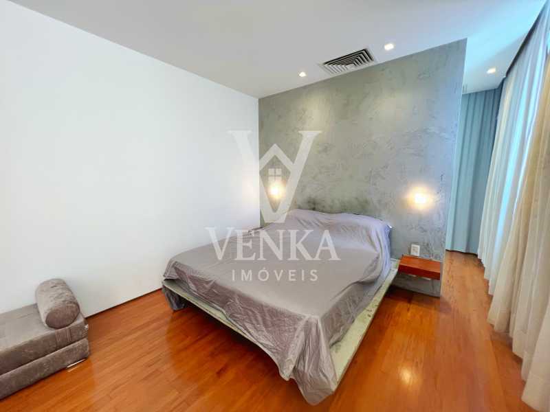 Cobertura, 3 quartos, 239 m² - Foto 7