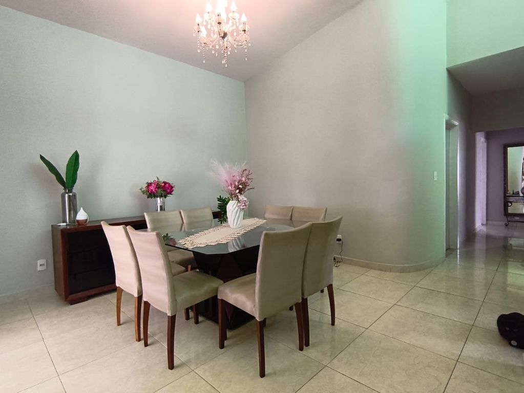 Casa, 3 quartos, 208 m² - Foto 4