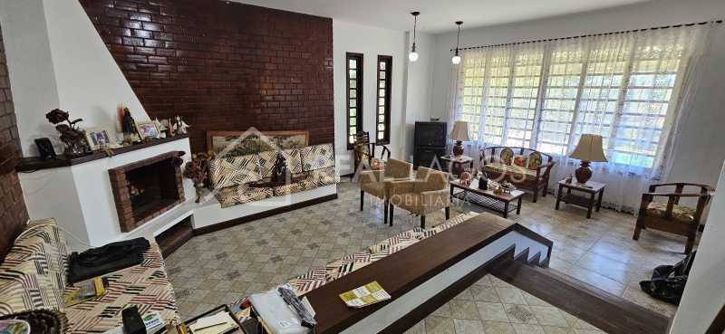 Casa, 4 quartos, 302 m² - Foto 9