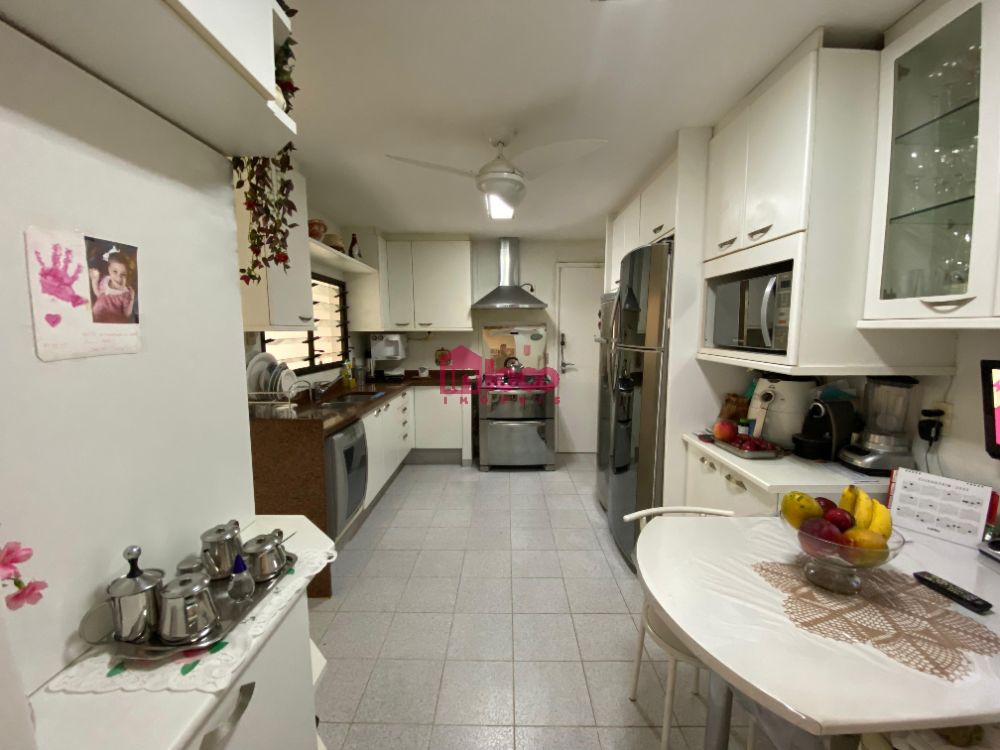 Apartamento, 4 quartos, 226 m² - Foto 11