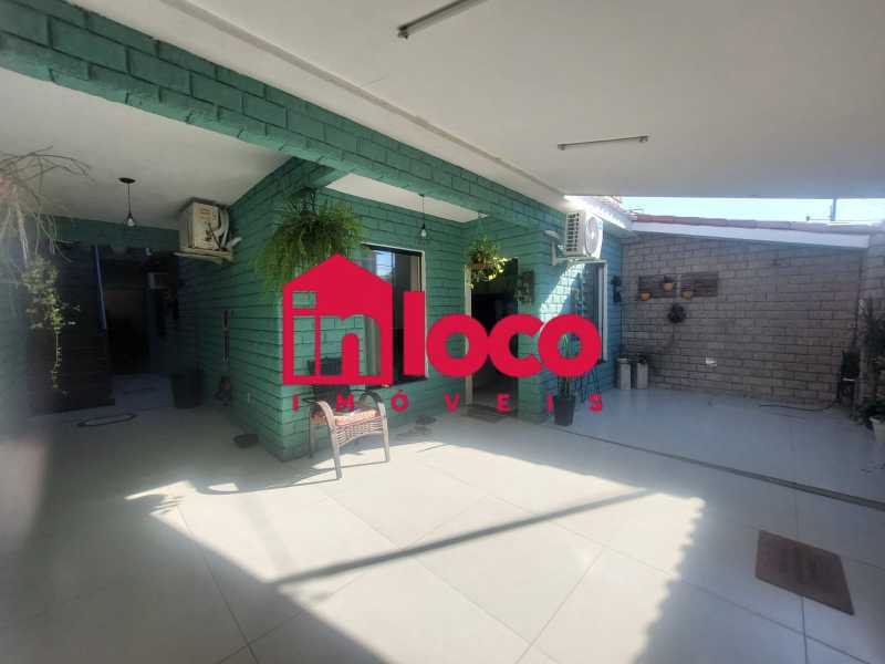Casa, 3 quartos, 214 m² - Foto 1