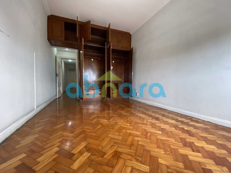 Apartamento à venda com 3 quartos, 230m² - Foto 7