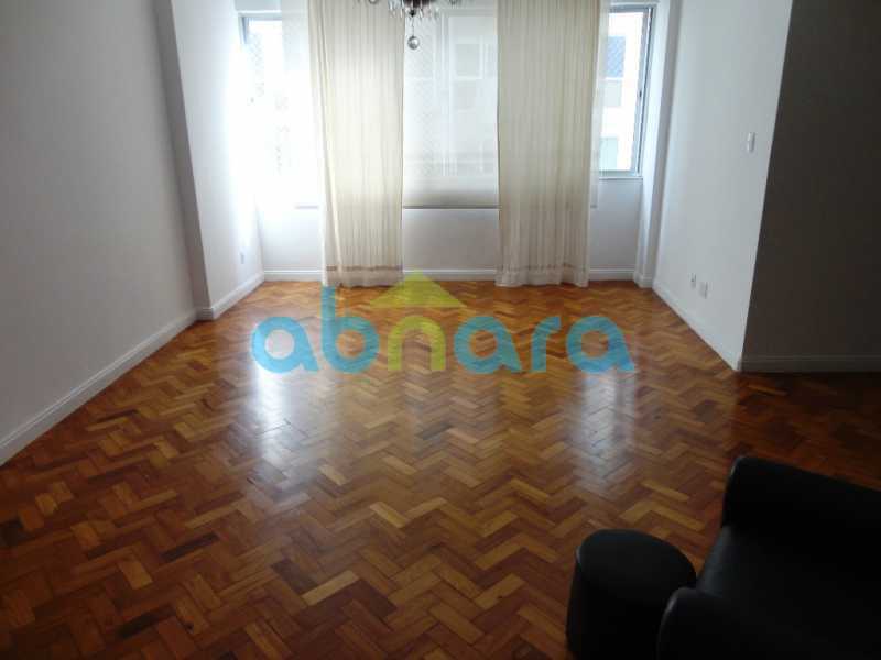 Apartamento à venda com 3 quartos, 220m² - Foto 1