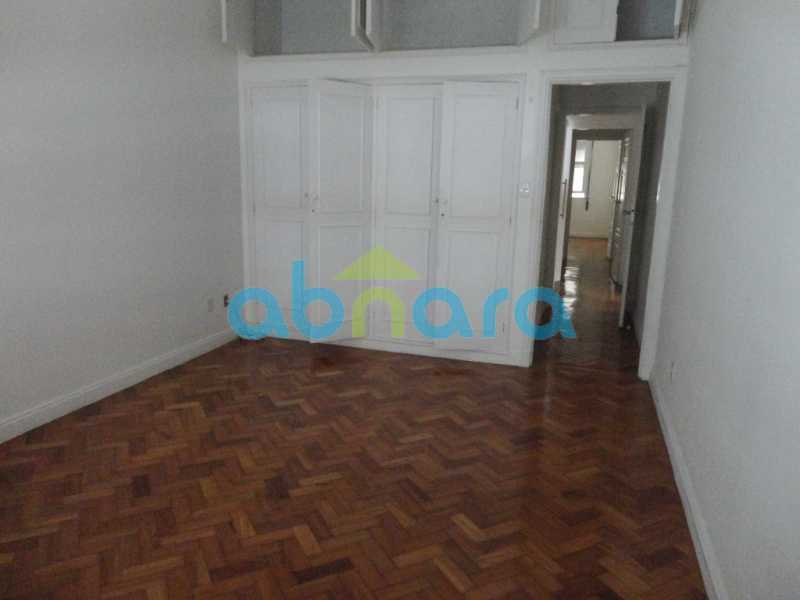 Apartamento à venda com 3 quartos, 220m² - Foto 7