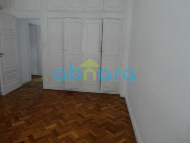 Apartamento à venda com 3 quartos, 220m² - Foto 15