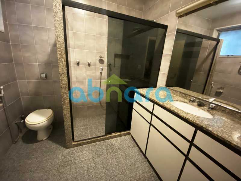 Apartamento à venda com 4 quartos, 227m² - Foto 16