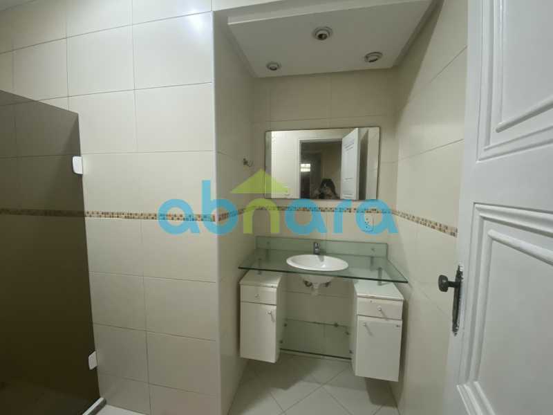 Apartamento à venda com 4 quartos, 220m² - Foto 11