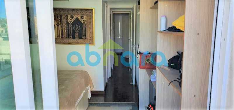 Cobertura à venda com 2 quartos, 235m² - Foto 16