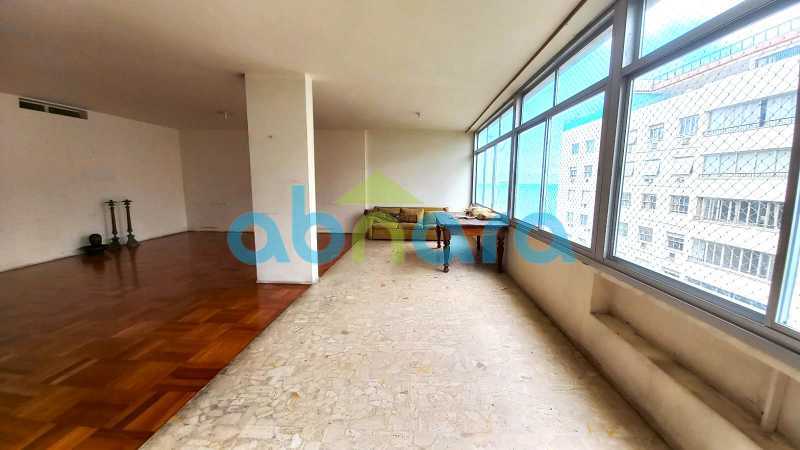 Apartamento para alugar com 4 quartos, 330m² - Foto 1