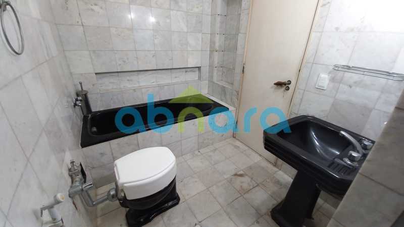 Apartamento para alugar com 4 quartos, 330m² - Foto 16