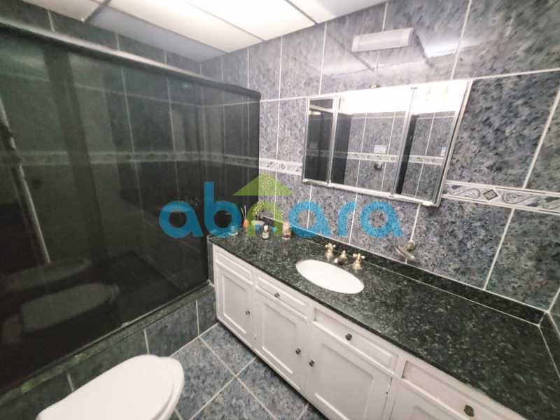 Apartamento para alugar com 4 quartos, 220m² - Foto 22