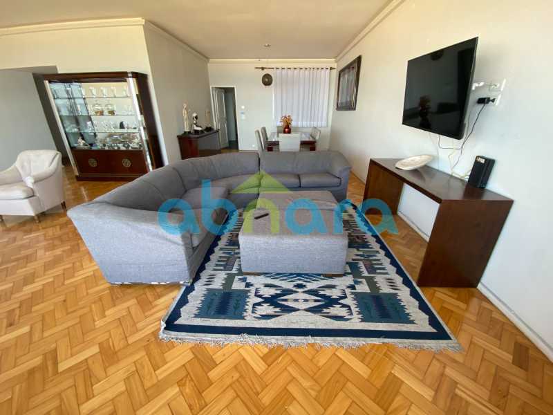 Apartamento para alugar com 4 quartos, 220m² - Foto 5