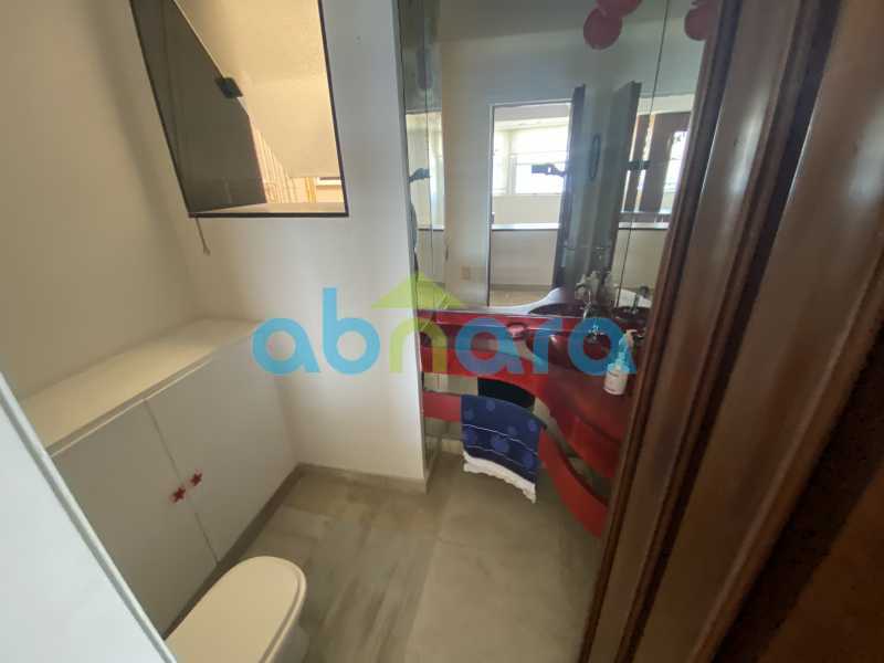 Apartamento à venda com 3 quartos, 250m² - Foto 10