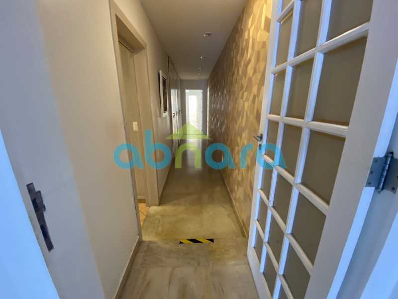 Apartamento à venda com 3 quartos, 250m² - Foto 11